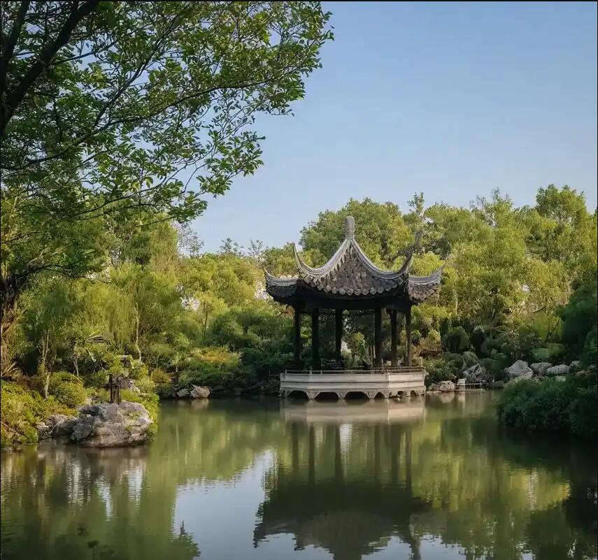 上海千青餐饮有限公司